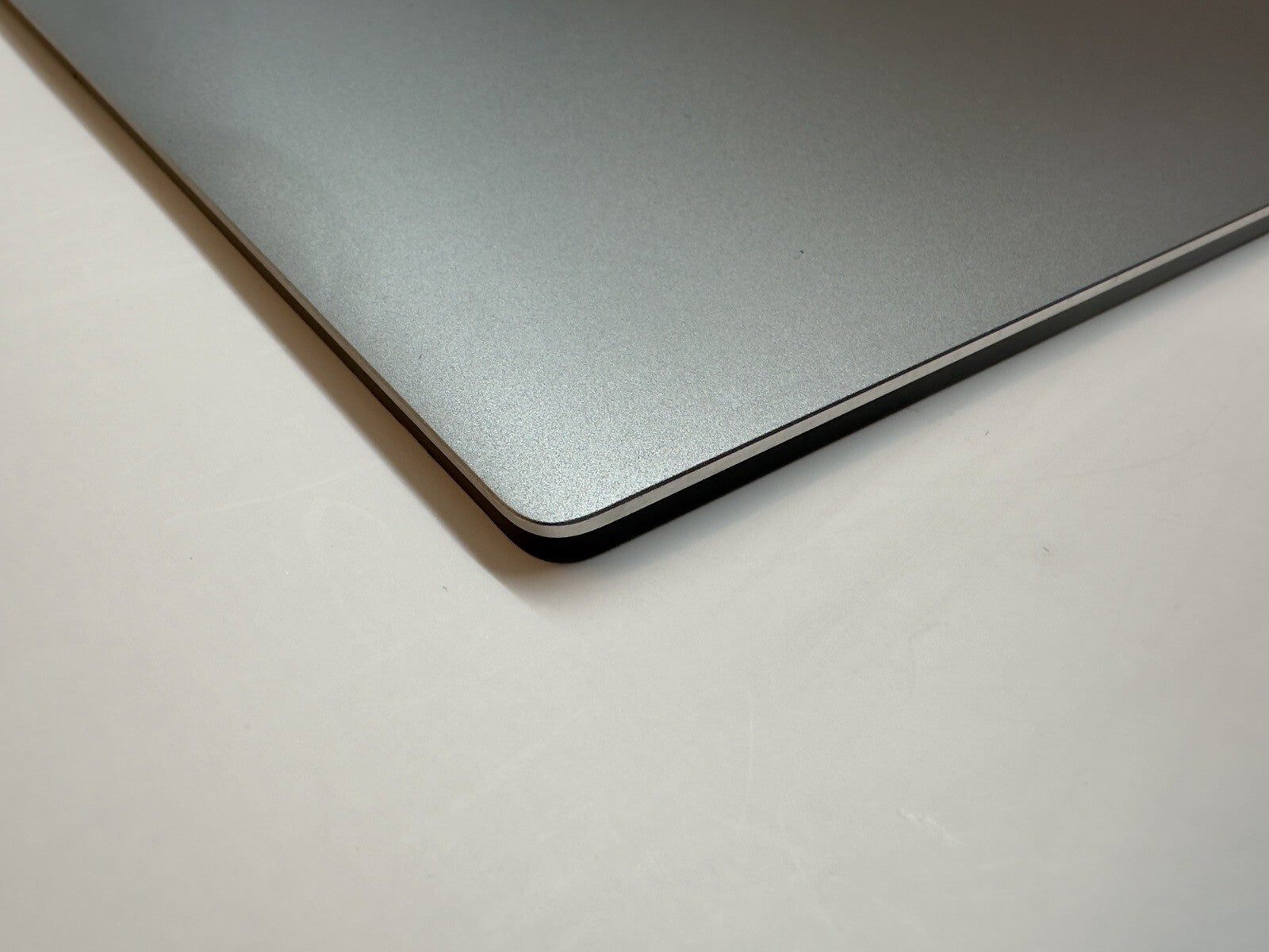 Genuine Dell XPS 15 9550 Screen Lid Rear Cover A Shell J83X5 0J83X5 Grey - FIXgenie