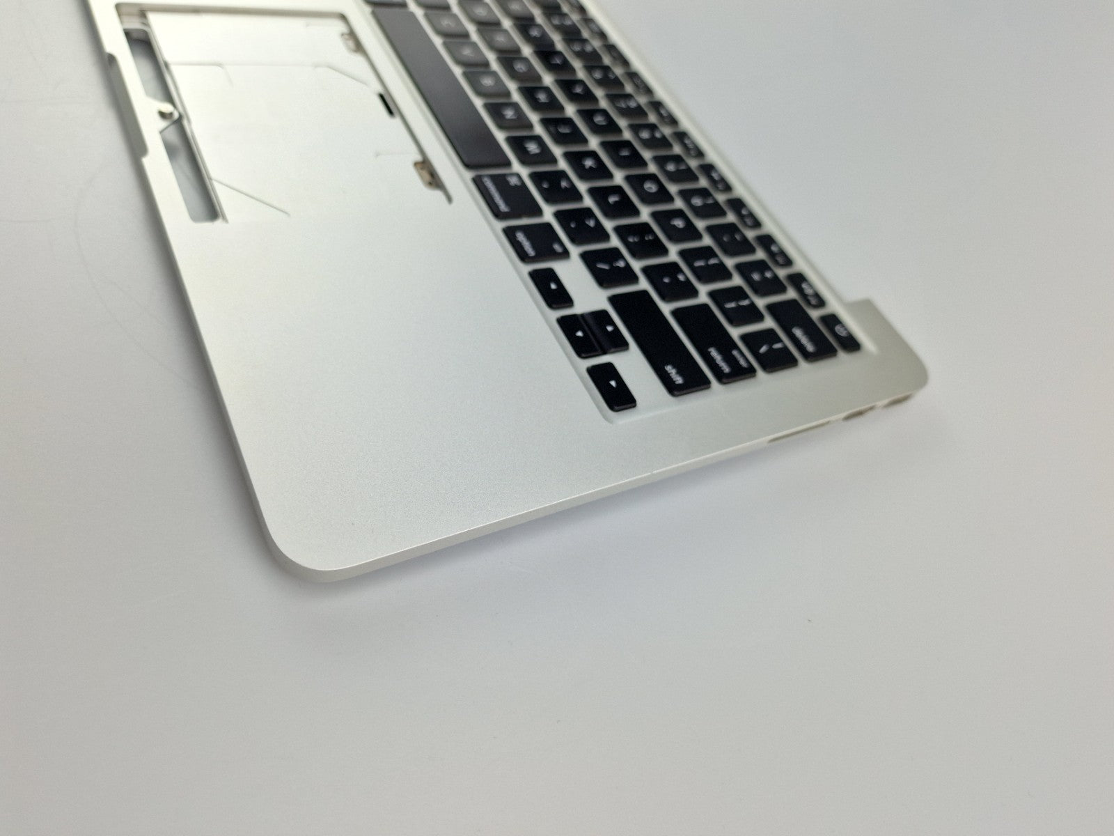 Genuine MacBook Pro A1425 2012 - 2013 Palmrest US Keyboard w/Battery - FIXgenie