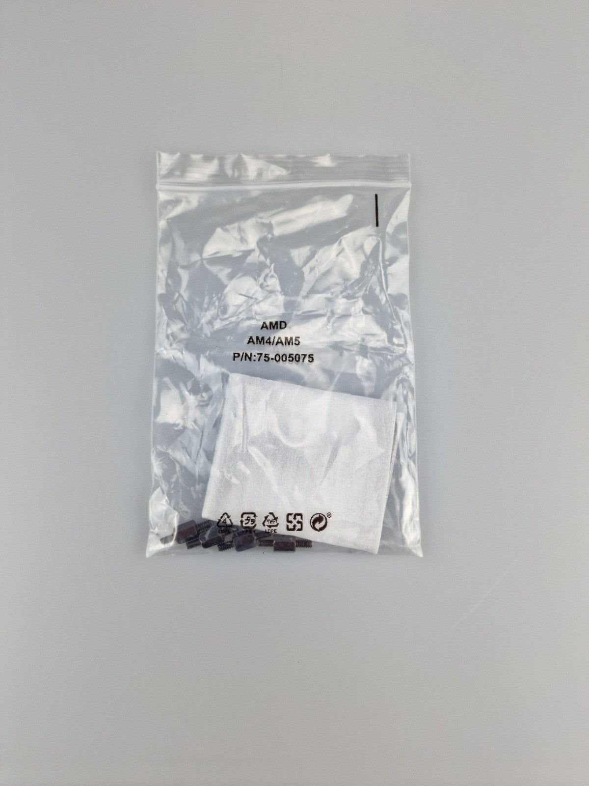 Corsair AMD AM4/AM5 Retention Bracket Kit 75 - 005075 - FIXgenie