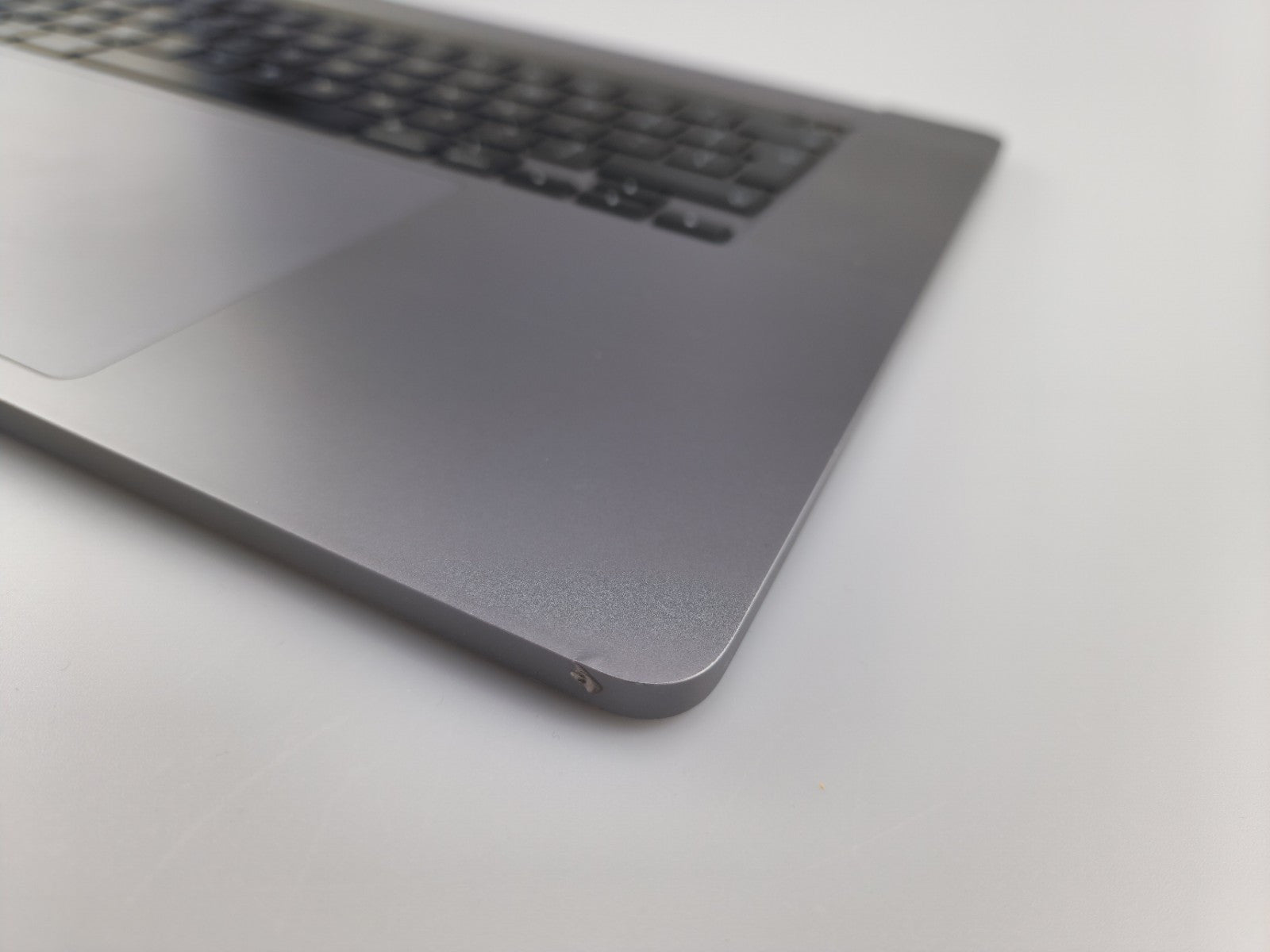 Genuine MacBook Pro 16" 2019 A2141 Palmrest English Keyboard Space Grey - FIXgenie
